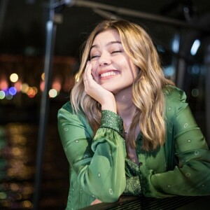 Exclusif - Louane Emera - Enregistrement de l'émission "Toute la musique qu'on aime" présentée par Nikos Aliagas à Paris le 4 décembre 2017. L'émission sera diffusée sur TF1 le 31 décembre 2017. © Cyril Moreau / Bestimage