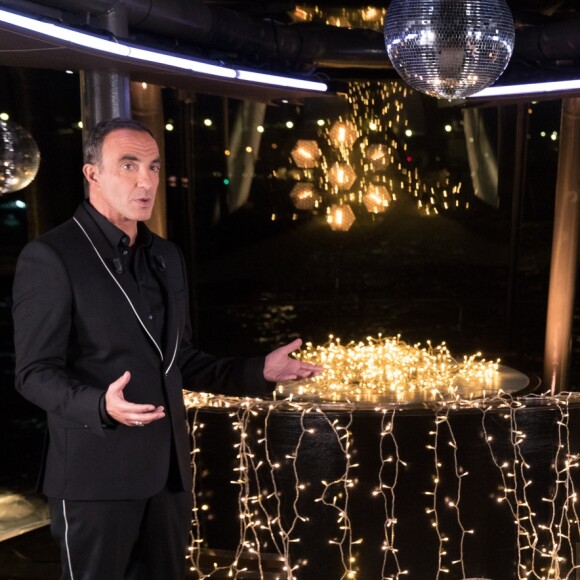 Exclusif - Nikos Aliagas, Camille Lou et Michaël Youn - Enregistrement de l'émission "Toute la musique qu'on aime" présentée par Nikos Aliagas à Paris le 4 décembre 2017. L'émission sera diffusée sur TF1 le 31 décembre 2017. © Cyril Moreau / Bestimage