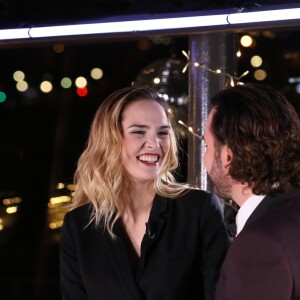 Exclusif - Camille Lou et Michaël Youn - Enregistrement de l'émission "Toute la musique qu'on aime" présentée par Nikos Aliagas à Paris le 4 décembre 2017. L'émission sera diffusée sur TF1 le 31 décembre 2017. © Cyril Moreau / Bestimage