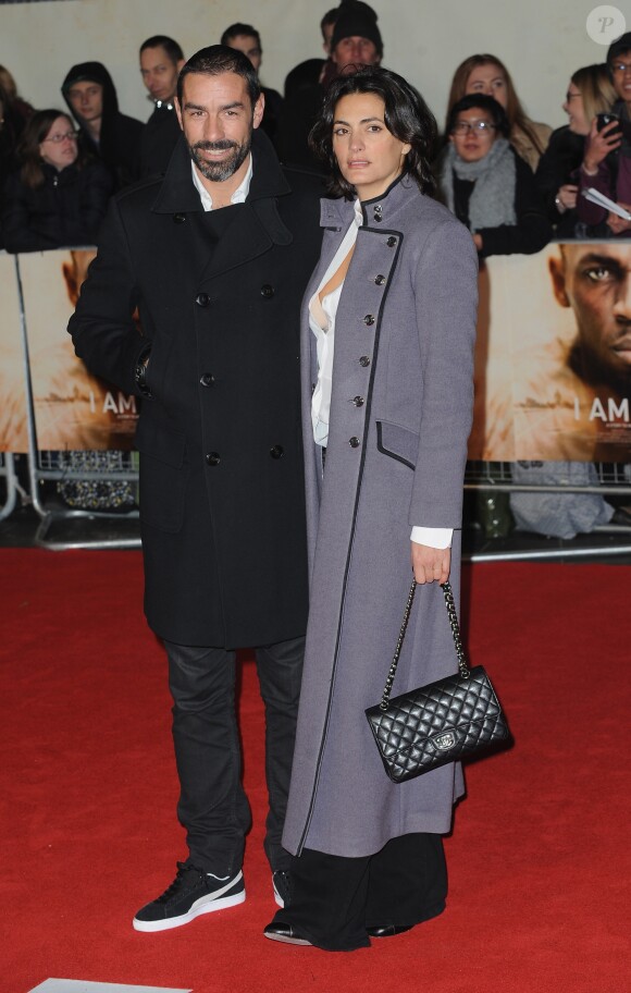Robert Pirès et sa femme Jessica Lemarié-Pirès à la première de 'I Am Bolt' à The Odeon à Leicester Square à Londres, le 28 novembre 2016 © Ferdaus Shamim via Zuma/Bestimage