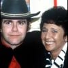 Sheila Farebrother et son fils Elton John en novembre 1991.