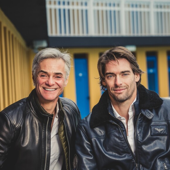 Exclusif - Shooting photo avec Camille Lacourt et Cyril Viguier à la piscine Molitor le 6 décembre 2017. Camille Lacourt sera l'invité de Cyril Viguier dans "Le Journal des Territoires" le 10 janvier sur Public Sénat. © Cyril Moreau / Bestimage