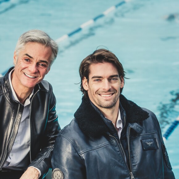 Exclusif - Shooting photo avec Camille Lacourt et Cyril Viguier ( blouson Anthony Delon 1985 ) à la piscine Molitor le 6 décembre 2017. Camille Lacourt sera l'invité de Cyril Viguier dans "Le Journal des Territoires" le 10 janvier sur Public Sénat. © Cyril Moreau / Bestimage