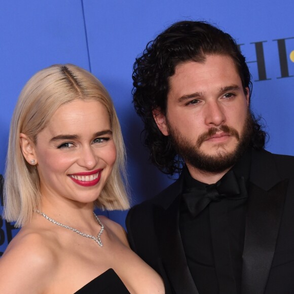 Emilia Clarke, Kit Harington - Pressroom - 75ème cérémonie annuelle des Golden Globe Awards au Beverly Hilton Hotel à Los Angeles, le 7 janvier 2018.