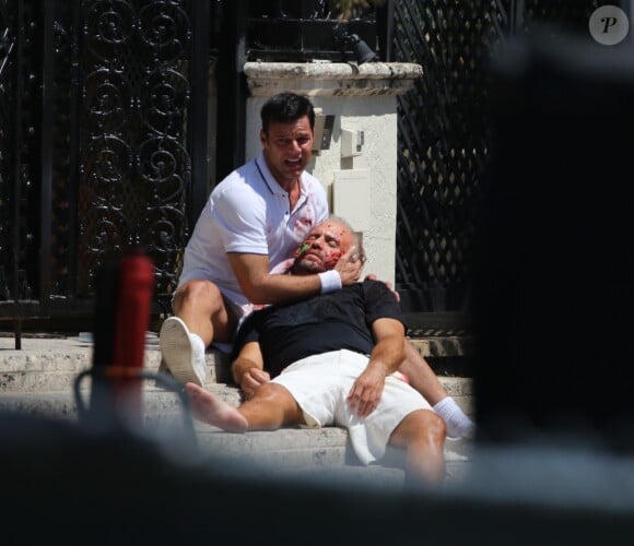 Edgar Ramirez (Gianni Versace) et Ricky Martin (compagnon de Gianni Versace, Antonio D'Amico) sur le tournage de la série "The Assassination of Gianni Versace: American Crime Story" à Miami, le 10 mai 2017.