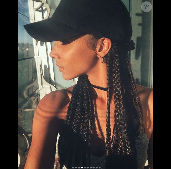Shy'm propose un best-of de toutes ses coupes de cheveux sur Instagram le 7 janvier 2018.