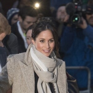 Le prince Harry et sa fiancée Meghan Markle se rendent à la station de radio "Reprezent" dans le quartier de Brixton à Londres le 9 janvier 2018.