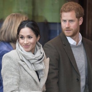 Le prince Harry et sa fiancée Meghan Markle se rendent à la station de radio "Reprezent" dans le quartier de Brixton à Londres le 9 janvier 2018.