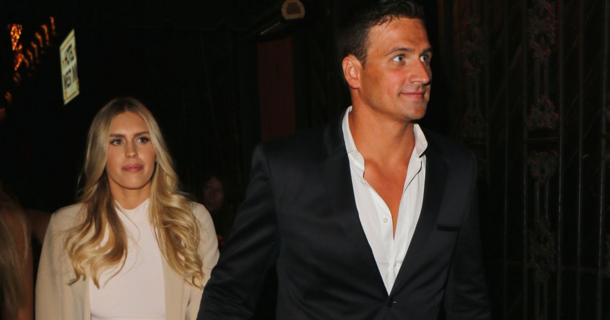 Jauffrey Nageur Marie Au Premier Regard Le nageur Ryan Lochte et sa fiancée Kayla Rae Reid, enceinte, arrivent