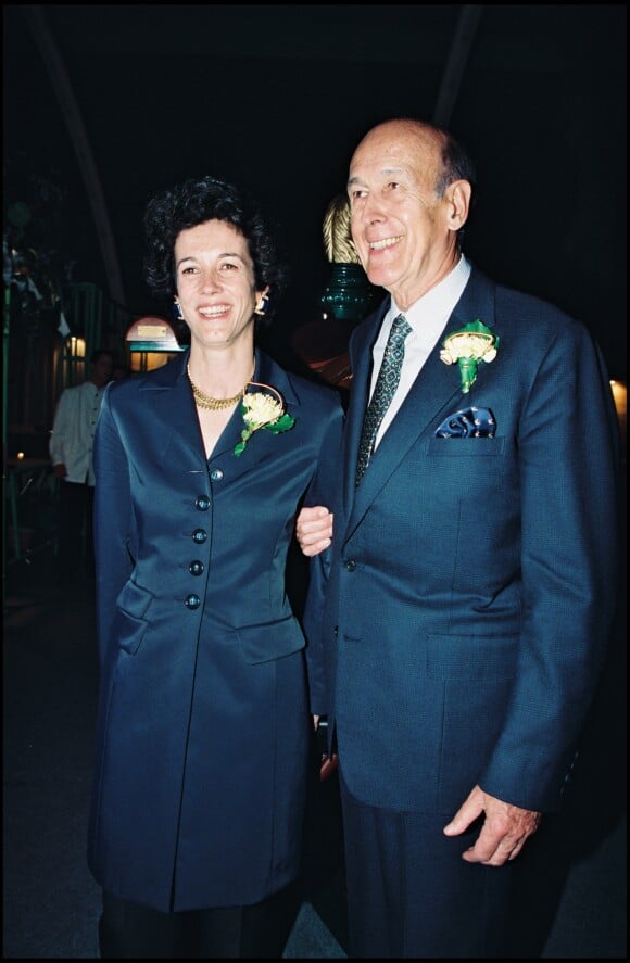 Valéry Giscard d'Estaing et sa fille Jacinte à Paris, le 2 mars 1997.