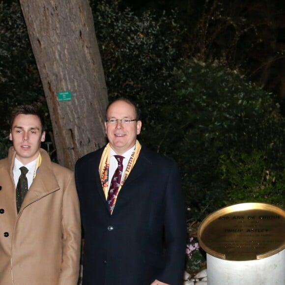 La princesse Stéphanie de Monaco a inauguré en compagnie du prince Albert II et de ses enfants Pauline et Louis (avec sa compagne Marie) Ducruet une plaque en hommage à Philip Astley, créateur du cirque moderne en 1768, en ouverture du 42e Festival International du Cirque de Monte-Carlo le 16 janvier 2018. © Olivier Huitel/Pool/Bestimage