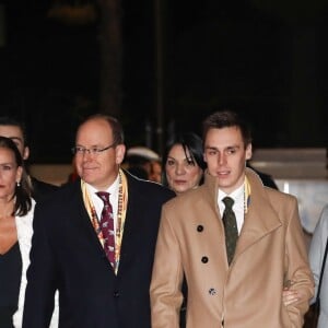 La princesse Stéphanie de Monaco était entourée de sa fille Pauline Ducruet, son frère le prince Albert II de Monaco et son fils Louis Ducruet avec sa compagne Marie pour la soirée d'ouverture du 42e Festival International du Cirque de Monte-Carlo le 16 janvier 2018. © Olivier Huitel/Pool/Bestimage