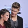 Justin Bieber et sa mère Pattie Malette aux American Music Awards à Los Angeles le 18 novembre 2012