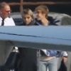 Justin Bieber et Selena Gomez prennent un jet privé à l'aéroport de Van Nuys à Los Angeles, le 16 décembre 2017