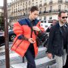 Bella Hadid sort de la maison Prada pour se rendre au restaurant Les Deux Magots à Paris le 19 janvier 2018.