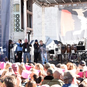 Mila Kunis, Scarlett Johansson - Les célébrités lors des manifestations géantes aux États-Unis pour la 2e "Marche des femmes" à Los Angeles le 20 janvier 2018.