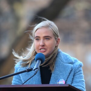 Veronica Dunne - Les célébrités lors des manifestations géantes aux États-Unis pour la 2e "Marche des femmes" à New York le 20 janvier 2018.