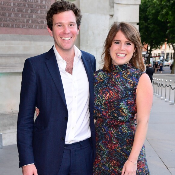 La princesse Eugenie d'York et son compagnon Jack Brooksbank en juin 2017 lors de la soirée d'été du Victoria & Albert Museum à Londres. La princesse Eugenie et Jack se sont fiancés en janvier 2018 au Nicaragua et leur mariage sera célébré à Windsor à l'automne 2018, a révélé Buckingham Palace le 22 janvier 2018.