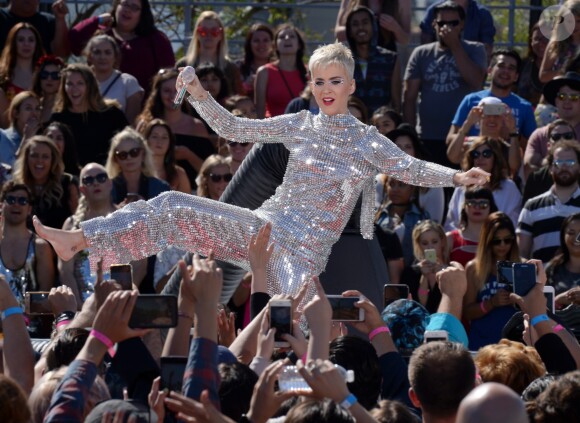 Katy Perry en concert à Los Angeles le 12 juin 2017