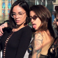 Agathe Auproux et Fanny Maurer divines à Las Vegas : Bas résilles et shorty...