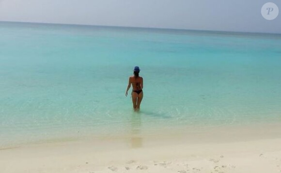 Jade Lagardère en vacances aux Maldives avec ses enfants. Janvier 2018.