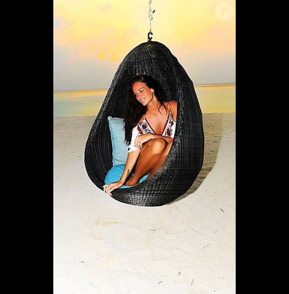 Jade Lagardère en vacances aux Maldives avec ses enfants. Janvier 2018.