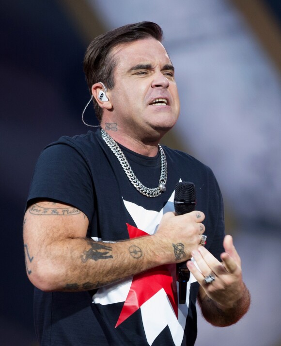 Robbie Williams en concert au stade de Stratford à Londres le 23 juin 2017.