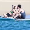 Exclusif - Jonah Hill et sa compagne, très amoureux, prennent un cours de paddle à Cabo San Lucas au Mexique, le 14 janvier 2018.
