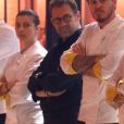 La brigade de Michel Sarran lors du quatrième épisode de "Top Chef" diffusé le 21 février 2018 sur M6.