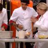 Hélène Darroze et sa brigade lors du quatrième épisode de "Top Chef" diffusé le 21 février 2018 sur M6.
