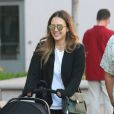 Exclusif - Jessica Alba promène son fils Hayes en poussette dans les rues de Los Angeles, le 5 février 2018
