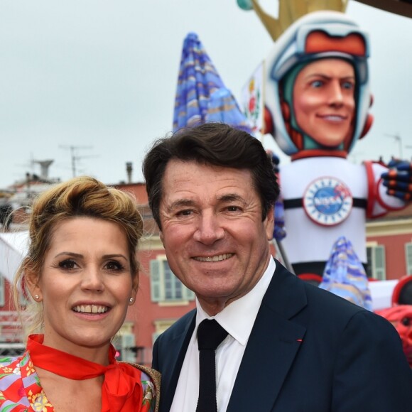 Christian Estrosi, le maire de Nice et sa femme, Laura Tenoudji pendant la 1ère Bataille de Fleurs dans le cadre de la 134ème édition du Carnaval de Nice "Roi de l'Espace" dans la maison du Carnaval. L'évènement se déroulera du 17 février au 4 mars. Nice le 17 février 2018. Le Carnaval de Nice est l'un des trois plus grands et plus prestigieux carnavals du Monde avec Rio et Venise. © Bruno Bebert/Bestimage