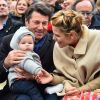Christian Estrosi, le maire de Nice, sa femme Laura Tenoudji et leur fille Bianca pendant la 1ère Bataille de Fleurs dans le cadre de la 134ème édition du Carnaval de Nice "Roi de l'Espace" dans la maison du Carnaval. L'évènement se déroulera du 17 février au 4 mars. Nice le 17 février 2018. Le Carnaval de Nice est l'un des trois plus grands et plus prestigieux carnavals du Monde avec Rio et Venise. © Bruno Bebert/Bestimage