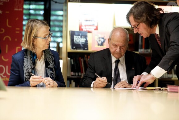 Exclusif - Françoise Nyssen, Marc Ladreit de Lacharrière - L'homme d'affaires Marc Ladreit de Lacharrière a confié au musée du Quai Branly-Jacques Chirac le meilleur de sa collection composée de 36 oeuvres remarquables de l'ancienne Afrique équatoriale française et d'Océanie. Paris, le 15 Février 2018 © Dominique Jacovides / Bestimage