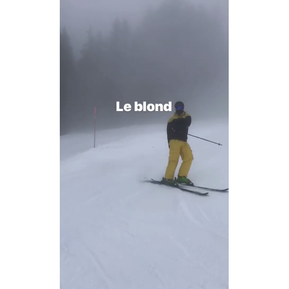 Le présentateur Arthur avec son fils Samuel et sa chérie Maréva Galanter. Février 2018.