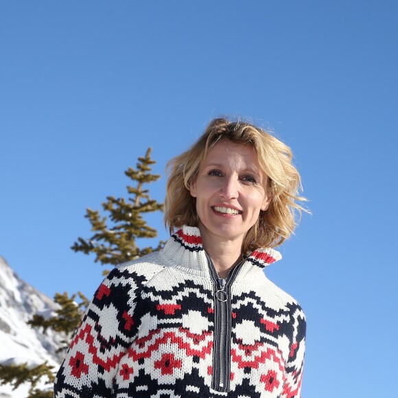 Alexandra Lamy au photocall pour le film "L'embarras du choix" lors du 20e festival du film de comédie de l'Alpe d'Huez le 20 janvier 2017. © Dominique Jacovides / Bestimage
