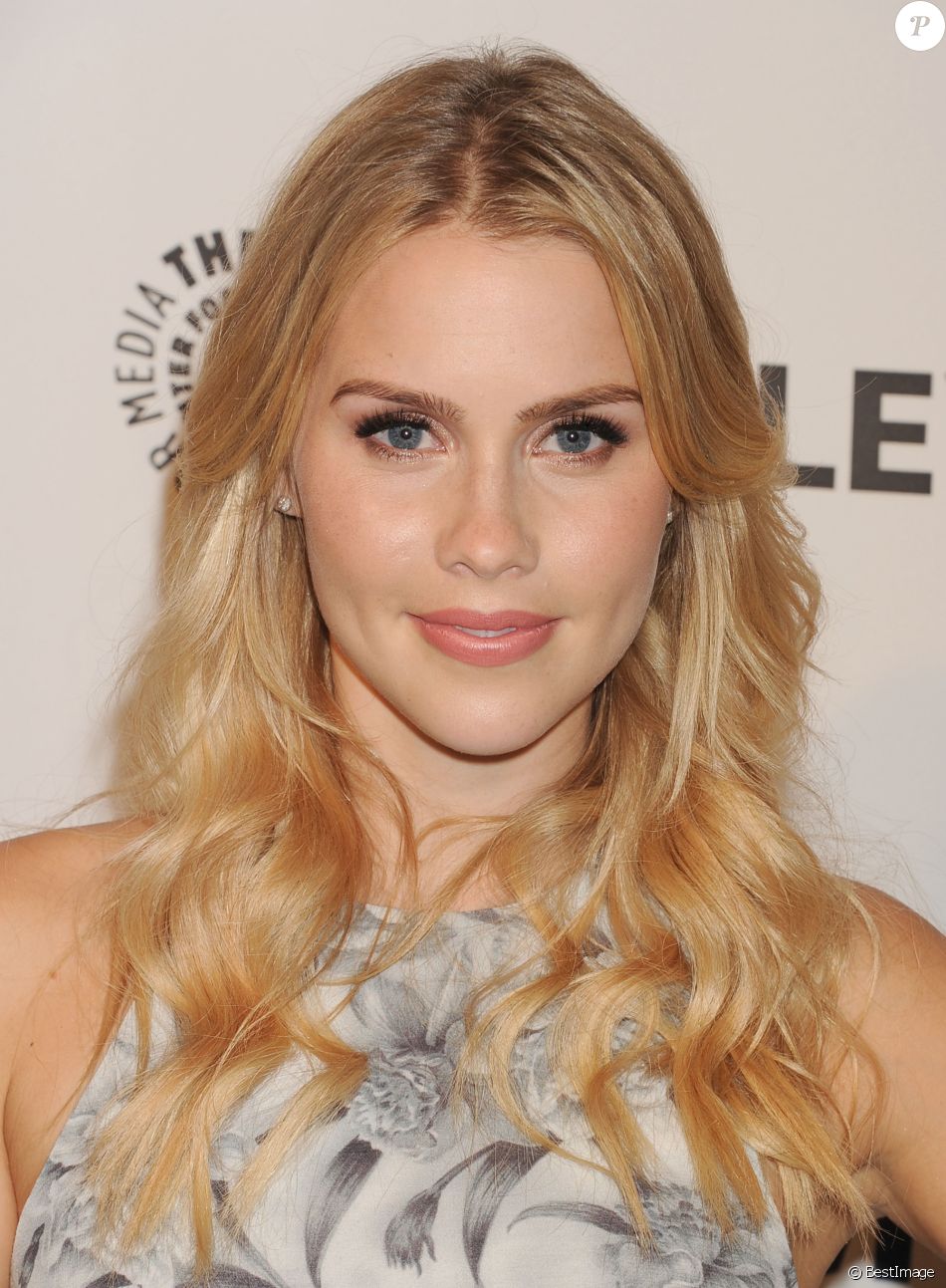 Claire Holt lors des projections de The Vampire Diaries et The