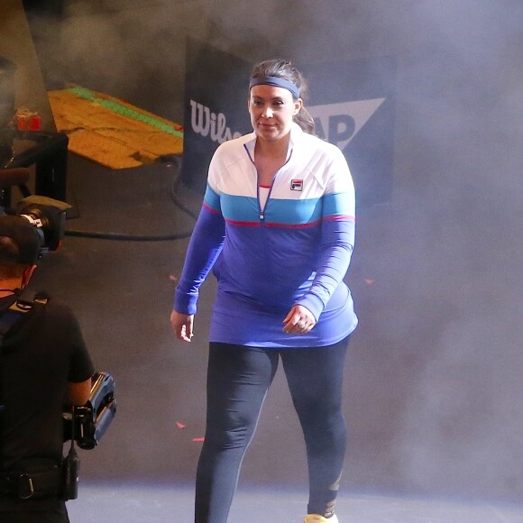 Marion Bartoli a fait son retour lors du mini-tournoi d'exhibition Tie Break Tens au Madison Square Garden à New York City, le 5 mars 2018, s'inclinant contre Serena Williams (10-6). Mais heureuse.