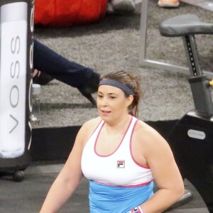 Marion Bartoli a fait son retour lors du mini-tournoi d'exhibition Tie Break Tens au Madison Square Garden à New York City, le 5 mars 2018, s'inclinant contre Serena Williams (10-6). Mais heureuse.