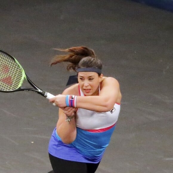 Marion Bartoli a fait son retour lors du mini-tournoi d'exhibition Tie Break Tens au Madison Square Garden à New York City, le 5 mars 2018, s'inclinant contre Serena Williams (10-6). Mais heureuse.