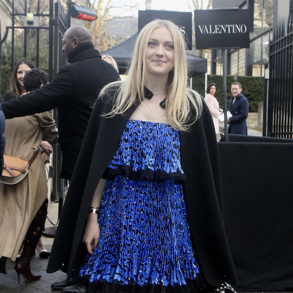 Dakota Fanning - Arrivées au défilé de mode "Valentino", collection prêt-à-porter automne-hiver 2018/2019, à l'Hôtel National des Invalides. Paris le 4 mars 2018 © CVS-Veeren / Bestimage