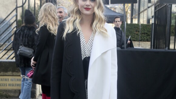 Fashion Week : La fille de Reese Witherspoon, Ava, craquante pour Valentino