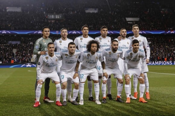 Les joueurs du Real Madrid Costa Rican, Keylor Navas, Sergio Ramos, Raphaël Varane, Casemiro, Karim Benzema, Cristiano Ronaldo, Lucas Vazquez, Mateo Kovacic, Marcelo, Dani Carvajal et Marco Asensio lors du huitième de finale retour de Ligue des Champion, du Paris Saint-Germain contre le Real Madrid au parc des Princes à Paris, France, le 6 mars 2018. Le Real Madrid a gagné 2-1.