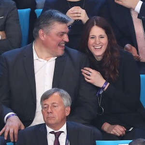 David Douillet et sa compagne Vanessa Carrara lors du match de finale du mondial de handball, France - Norvège à l'AccorHotels Arena à Paris, le 29 janvier 2017. © Cyril Moreau/Bestimage