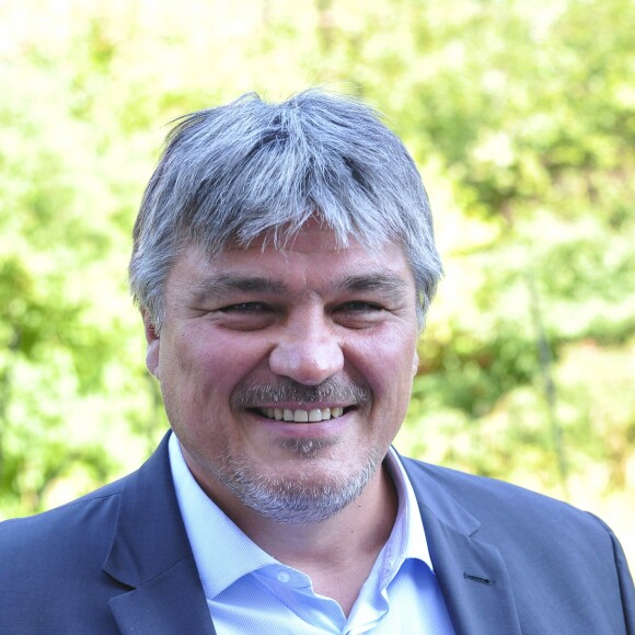 Exclusif - David Douillet devant le QG de campagne de Nicolas Sarkozy à Paris, le 1er septembre 2016, après une réunion de son état major.