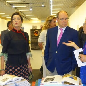 Semi-Exclusif - Le prince Albert II de Monaco et la princesse Caroline de Hanovre à l'inauguration de l'exposition Artmonte-carlo à Monaco le 28 avril 2017 © Claudia Albuquerque / Bestimage