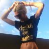 Alexandra Rosenfeld divine, dévoile ses abdos en béton - Instagram, 14 mars 2018