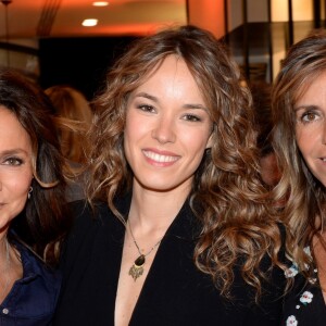 Exclusif - Sharon Krief, Barbara Boccara, les créatrices de la marque Ba&Sh, Elodie Fontan lors de l'inauguration de la boutique Ba&Sh à l'hôtel Royal Monceau à Paris le 15 mars 2018. Pour la toute première fois, Ba&sh collabore avec Le Royal Monceau et imagine pour l'occasion un pop-up store inédit au sein du palace de la capitale. Deux entités aux univers respectifs qui se ressemblent, à la fois chics et parisiens. Audace, ambition et féminité ont été les maîtres mots dans l'élaboration de ce tout nouveau projet imaginé par Barbara et Sharon, fondatrices de la marque, qui souhaitaient également y apporter une dimension internationale en choisissant ce cadre exclusif. Au programme, la totalité des pièces de la collection printemps-été 2018 de la griffe mais aussi des lignes capsules ultra-inédites en édition limitée vendues uniquement au Royal Monceau, le tout niché dans un espace chaleureux et boisé. Une nouvelle adresse éphémère à découvrir dès maintenant, pour une durée de 6 mois. © Rachid Bellak / Bestimage