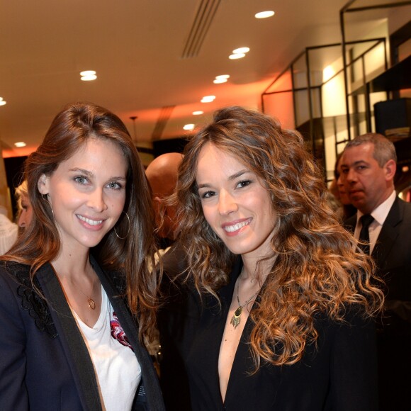 Exclusif - Ophélie Meunier, Elodie Fontan, lors de l'inauguration de la boutique Ba&Sh à l'hôtel Royal Monceau à Paris le 15 mars 2018. Pour la toute première fois, Ba&sh collabore avec Le Royal Monceau et imagine pour l'occasion un pop-up store inédit au sein du palace de la capitale. Deux entités aux univers respectifs qui se ressemblent, à la fois chics et parisiens. Audace, ambition et féminité ont été les maîtres mots dans l'élaboration de ce tout nouveau projet imaginé par Barbara et Sharon, fondatrices de la marque, qui souhaitaient également y apporter une dimension internationale en choisissant ce cadre exclusif. Au programme, la totalité des pièces de la collection printemps-été 2018 de la griffe mais aussi des lignes capsules ultra-inédites en édition limitée vendues uniquement au Royal Monceau, le tout niché dans un espace chaleureux et boisé. Une nouvelle adresse éphémère à découvrir dès maintenant, pour une durée de 6 mois. © Rachid Bellak / Bestimage