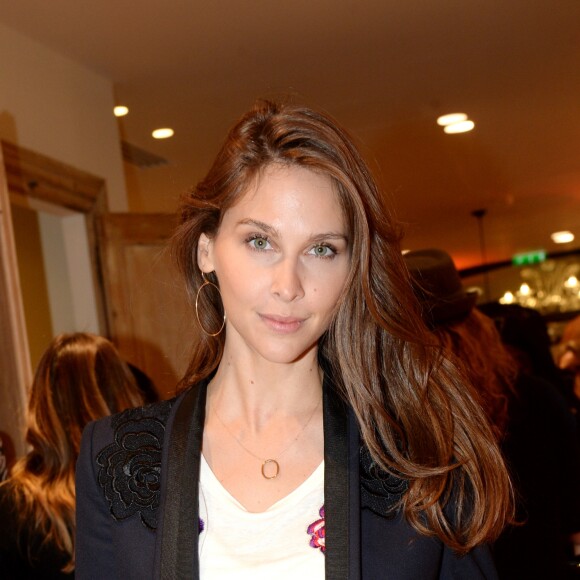Exclusif - Ophélie Meunier lors de l'inauguration de la boutique Ba&Sh à l'hôtel Royal Monceau à Paris le 15 mars 2018. Pour la toute première fois, Ba&sh collabore avec Le Royal Monceau et imagine pour l'occasion un pop-up store inédit au sein du palace de la capitale. Deux entités aux univers respectifs qui se ressemblent, à la fois chics et parisiens. Audace, ambition et féminité ont été les maîtres mots dans l'élaboration de ce tout nouveau projet imaginé par Barbara et Sharon, fondatrices de la marque, qui souhaitaient également y apporter une dimension internationale en choisissant ce cadre exclusif. Au programme, la totalité des pièces de la collection printemps-été 2018 de la griffe mais aussi des lignes capsules ultra-inédites en édition limitée vendues uniquement au Royal Monceau, le tout niché dans un espace chaleureux et boisé. Une nouvelle adresse éphémère à découvrir dès maintenant, pour une durée de 6 mois. © Rachid Bellak / Bestimage